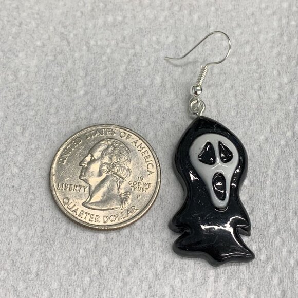 Scare Earring, Horror Movie Earring, Halloween Earring, Death Earring, Skeleton - Picture 6 of 7